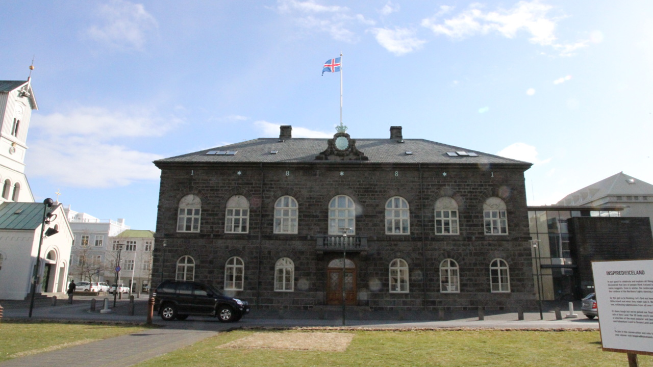 Icelandic Althing (1280px)